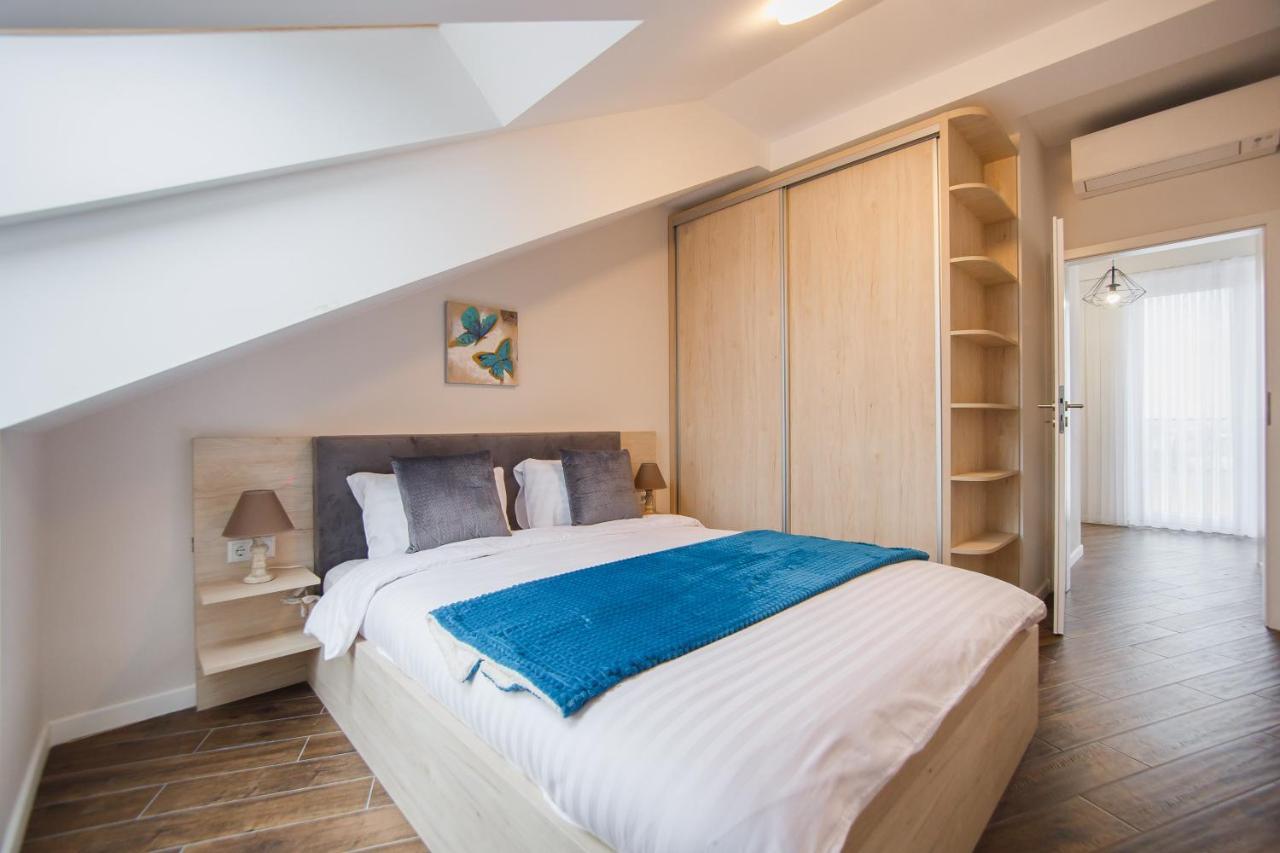 Skylight Loft Near City Center Oradea Exterior foto