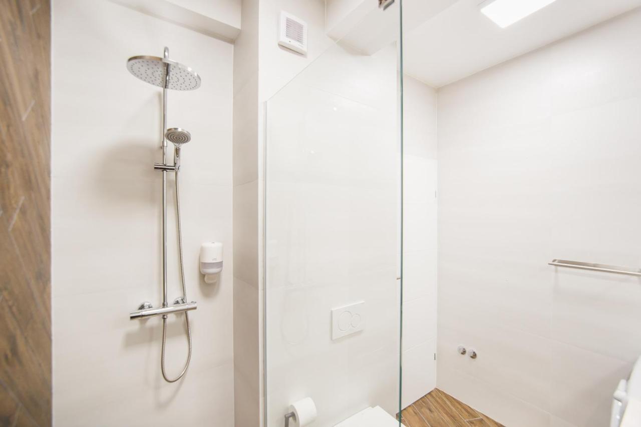 Skylight Loft Near City Center Oradea Exterior foto